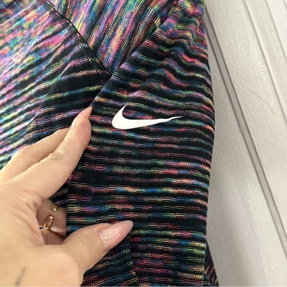 Nike Pro hyper warm turtleneck top medium - Picture 3 of 10